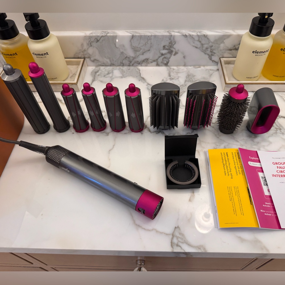 Dyson Airwrap Complete + long hair barrels